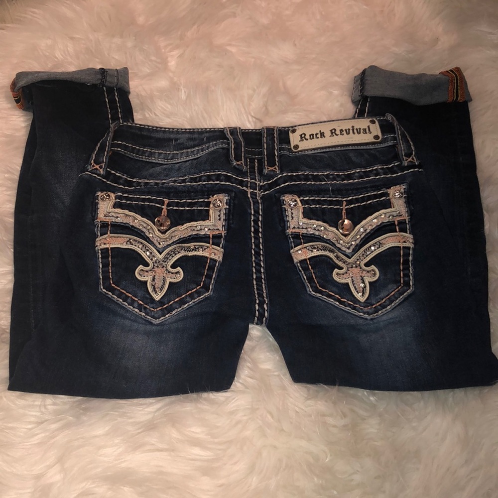 Rock Revival Crop